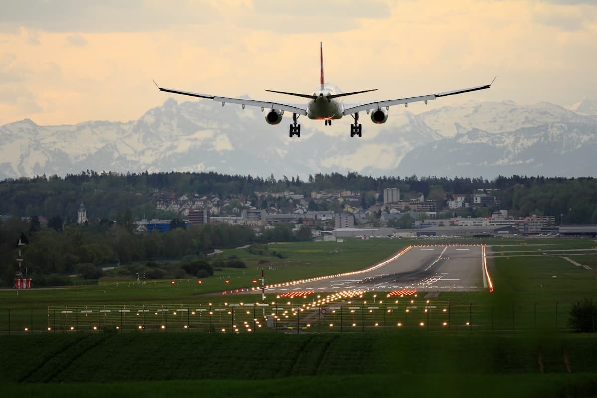 Aircraft engine maintenance